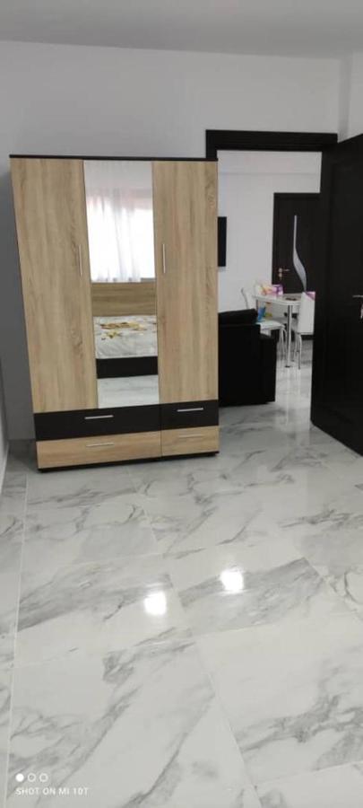 Home Naya Букурещ Екстериор снимка