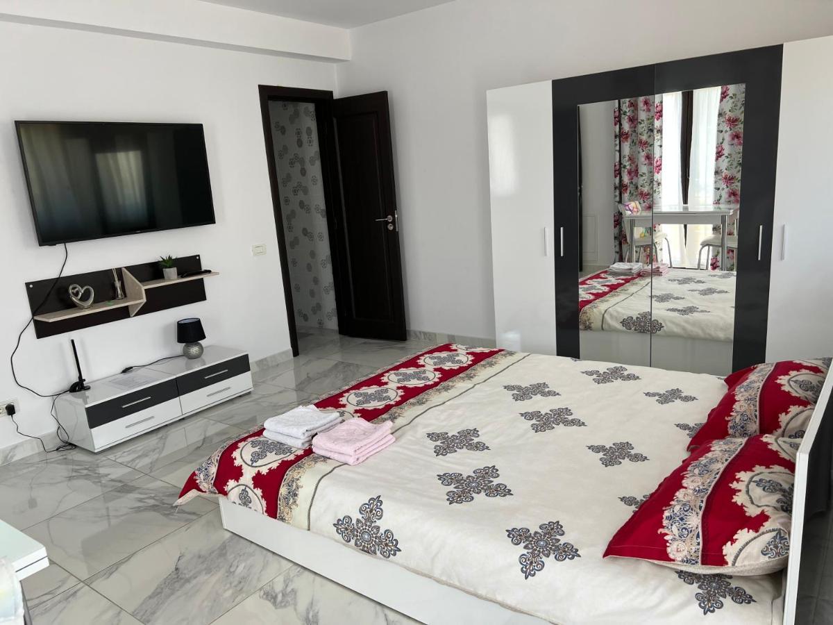 Home Naya Букурещ Екстериор снимка